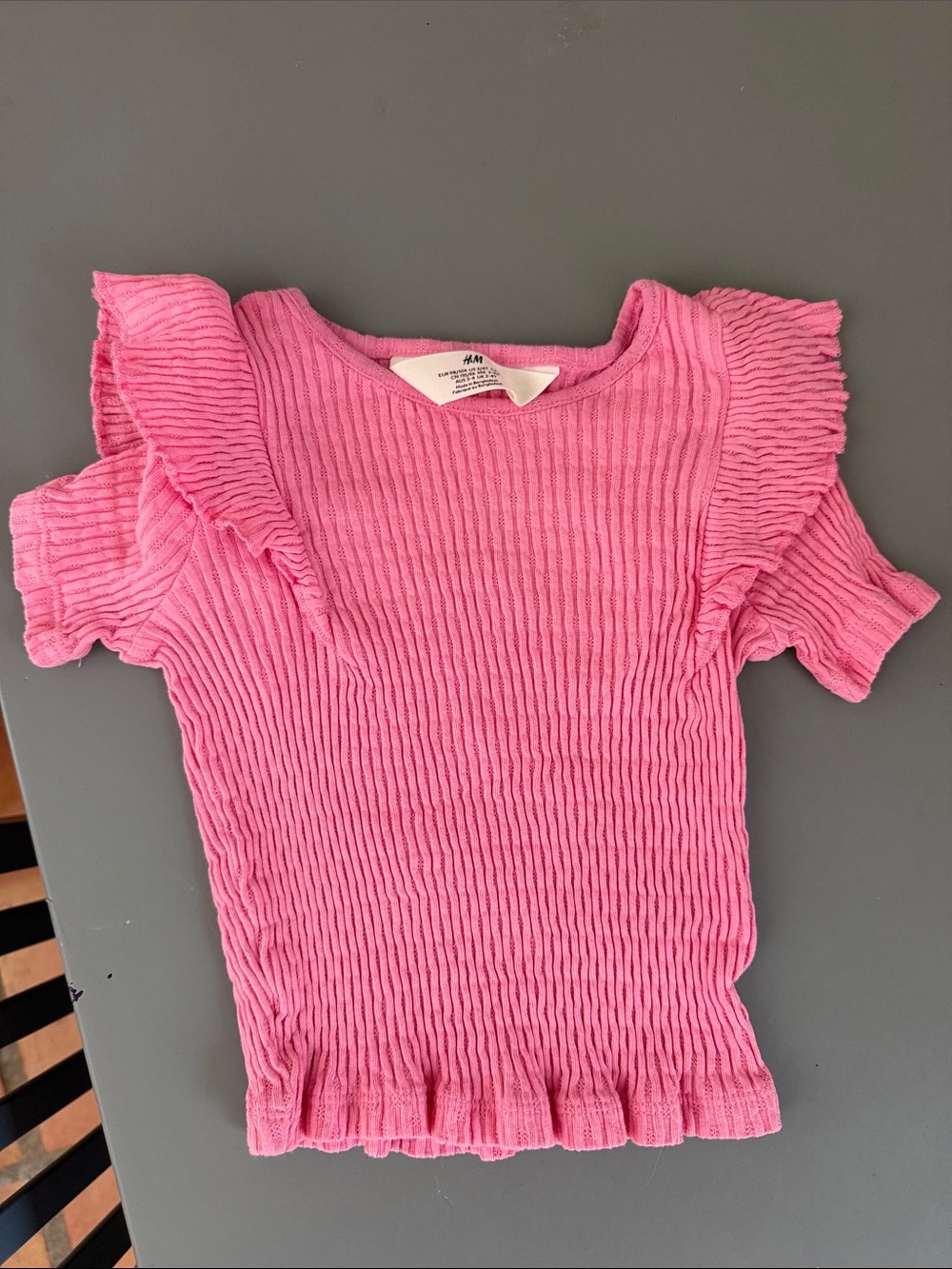 H&M Bright Pink Ribbed Ruffle Sleeve Tee